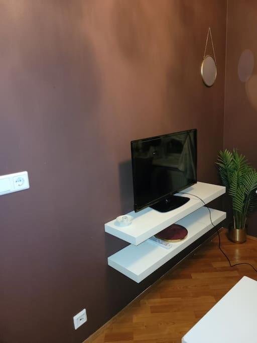 Mona Lisa Apartment Акурейри Экстерьер фото